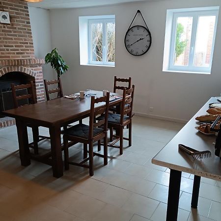 A L'Ombre Des Bois, Chambre Double Confort Neung-sur-Beuvron Dış mekan fotoğraf